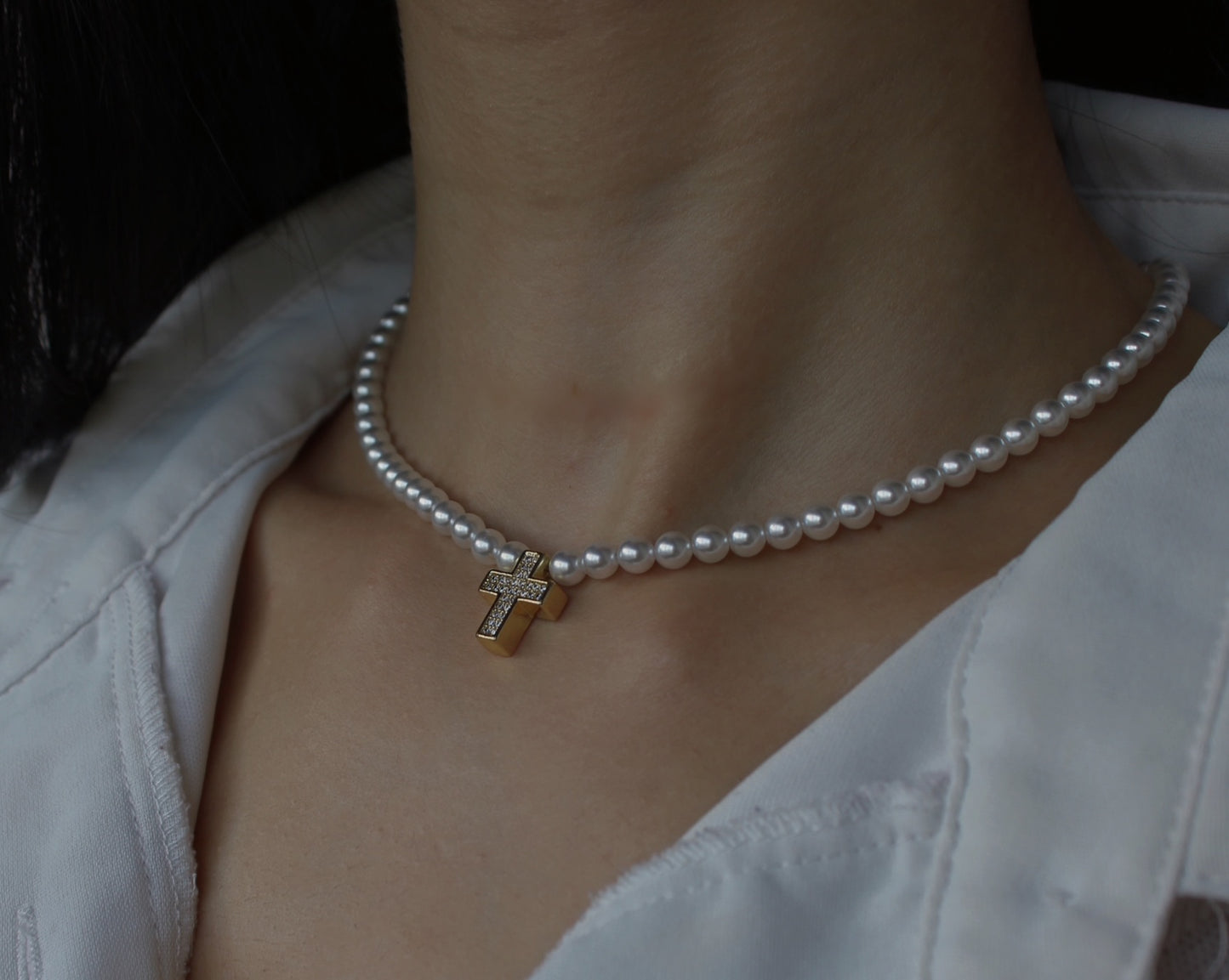 Chocker Saint